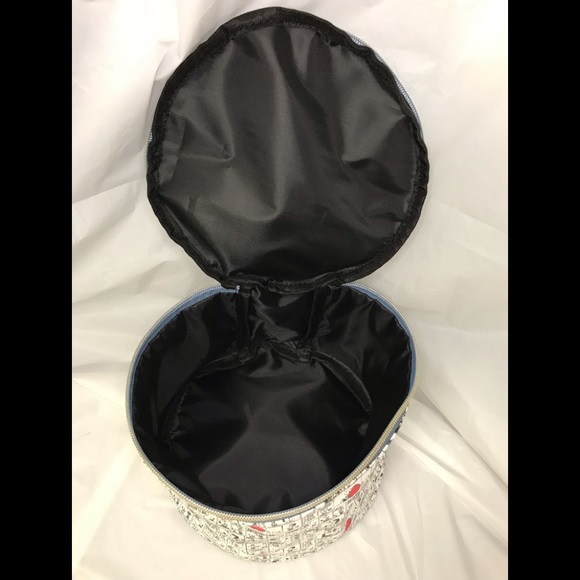 Snoopy Love Letters Double Nesting Vanity Bag - Picture 8 of 10